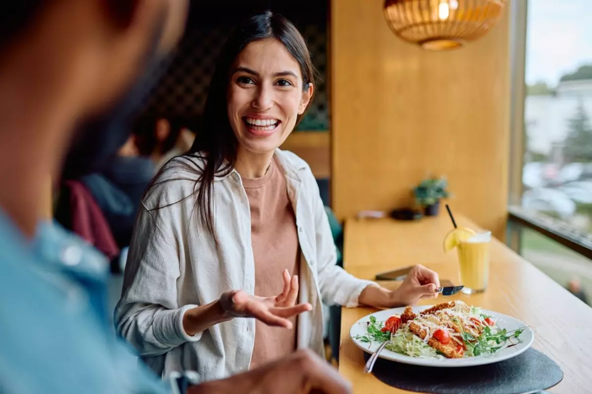 solo dining