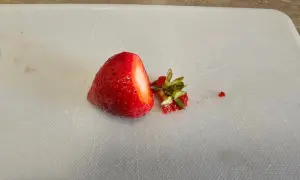 fragola senza ciuffo