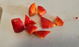 fragole a pezzetti