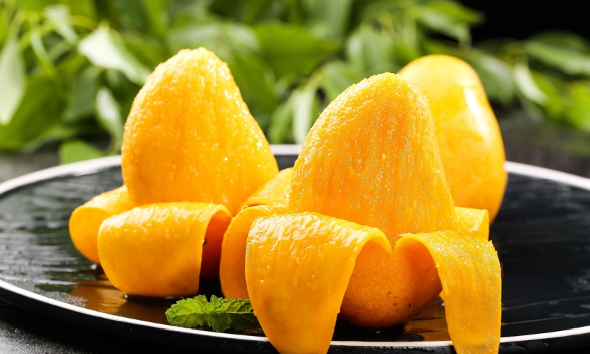mango sbucciato