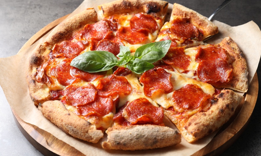 pizza con salame