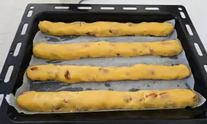 filoncini di impasto in teglia