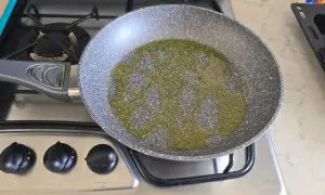 padella con olio